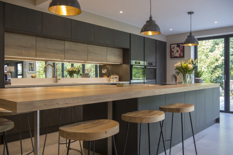 XP10 6 Panel – Bi-folding Door - Image 3