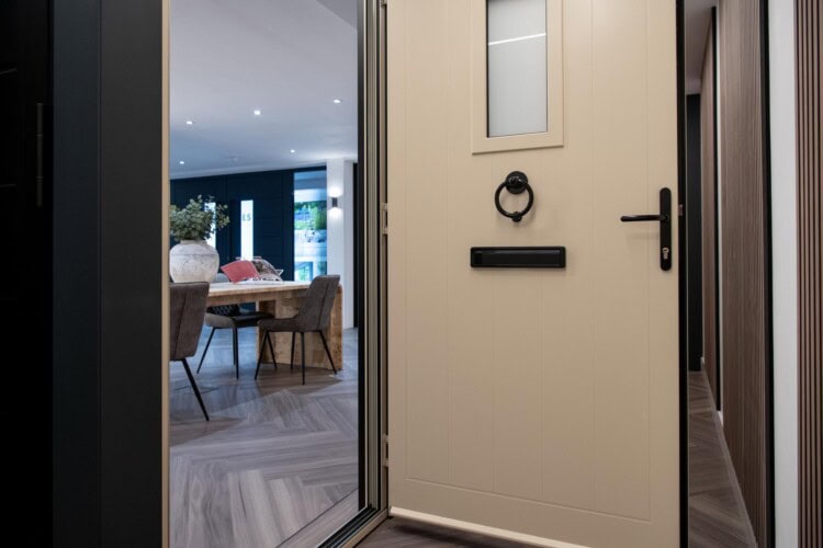 Signature Aluminium Broadfield - Image 5